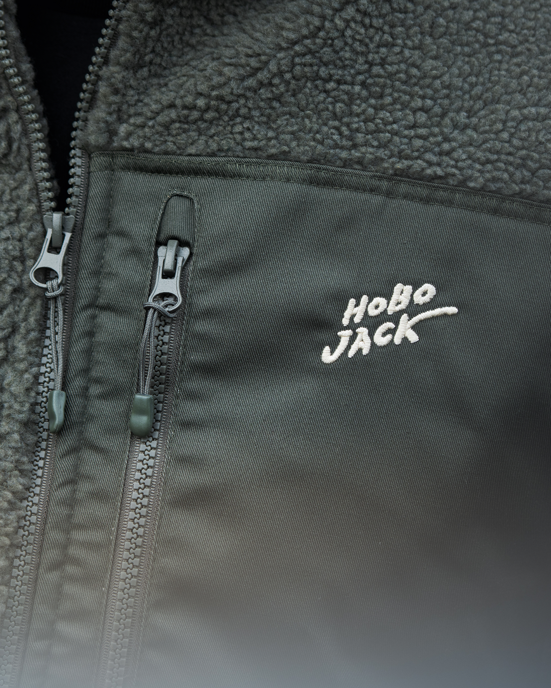 SHERPA FLEECE GILET - OLIVE