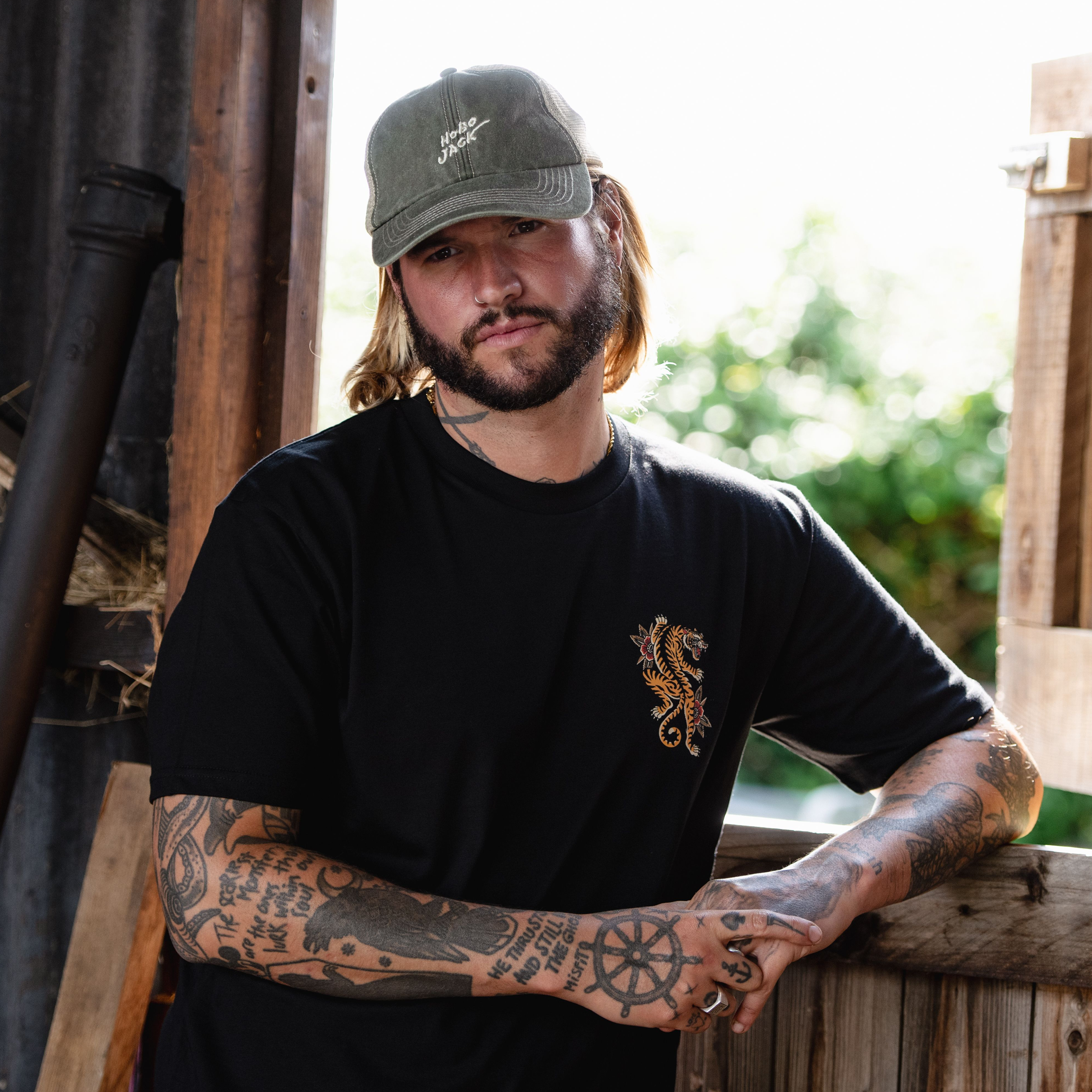 CLIMBING TIGER FRONT & BACK T-SHIRT-3