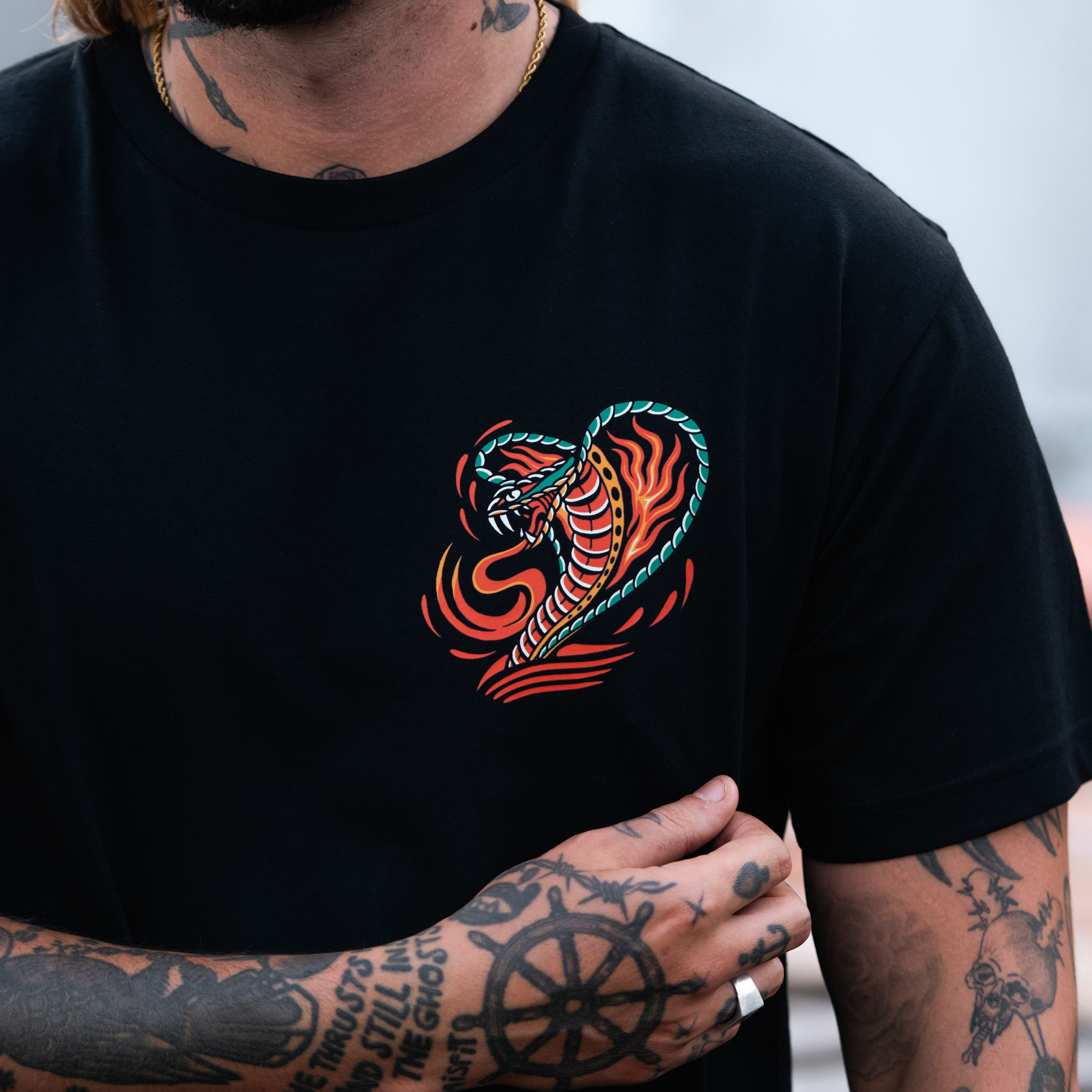 FLAMING FANG - BLACK POCKET T-SHIRT