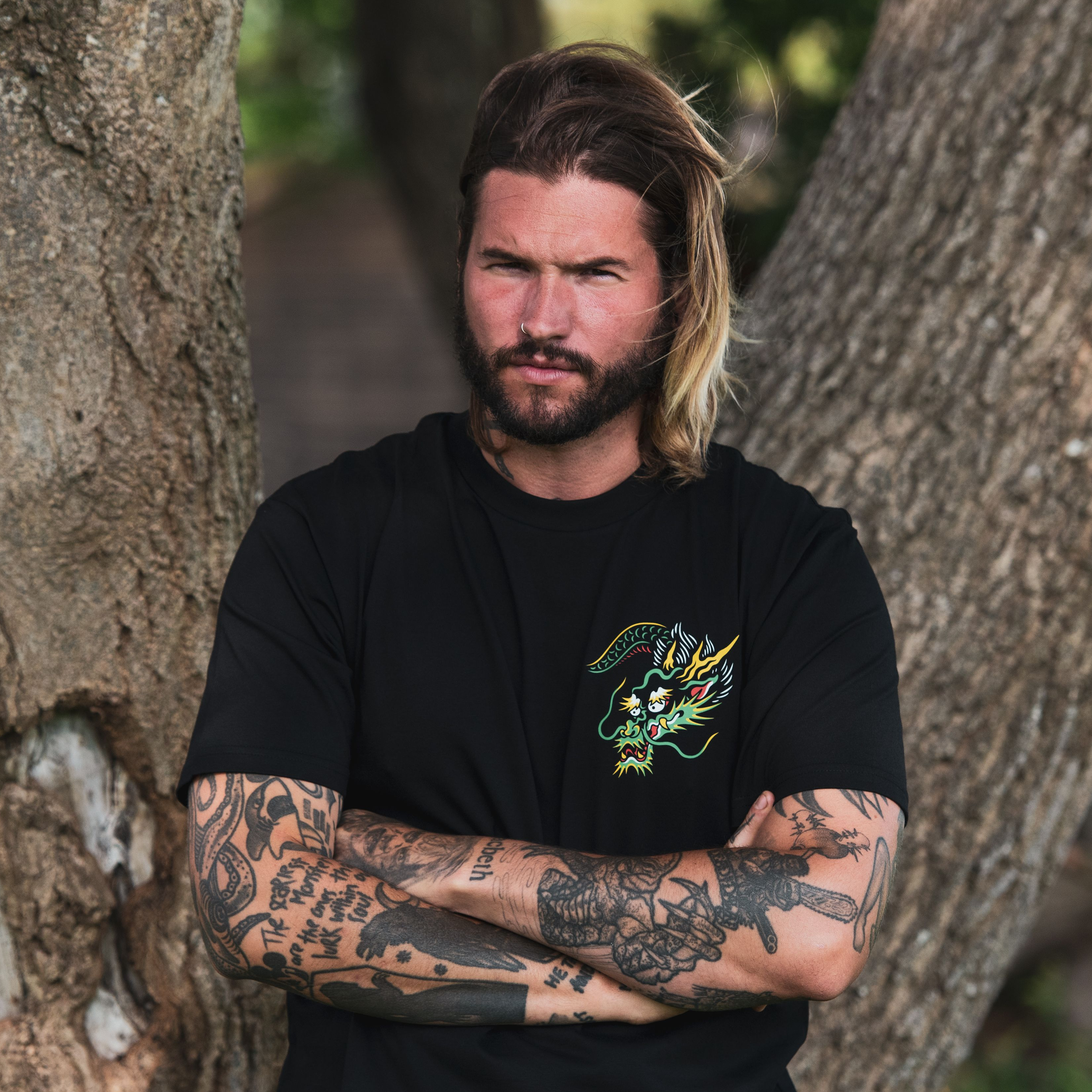 HITOSHĪ - BLACK T-SHIRT-4