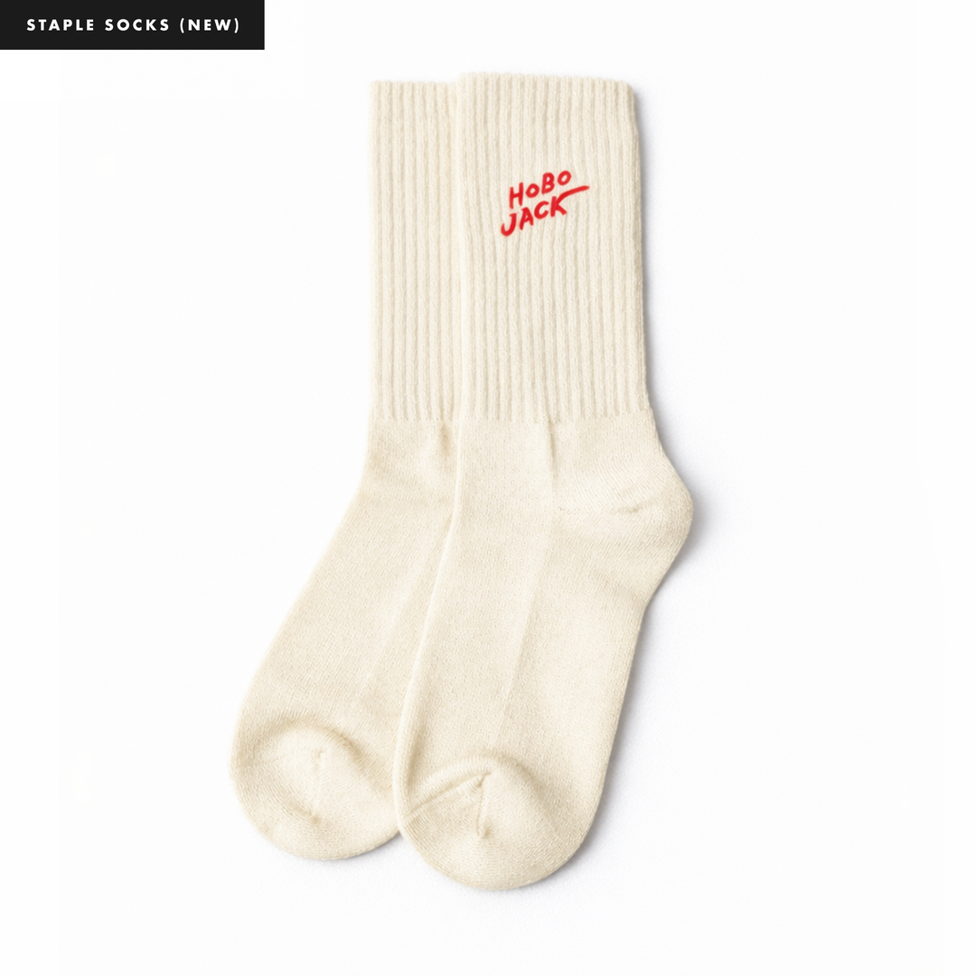 STAPLE SOCKS - ECRU & VALENTINE RED