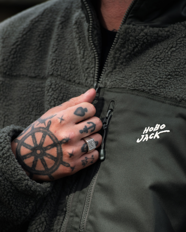 SHERPA FLEECE JACKET - OLIVE