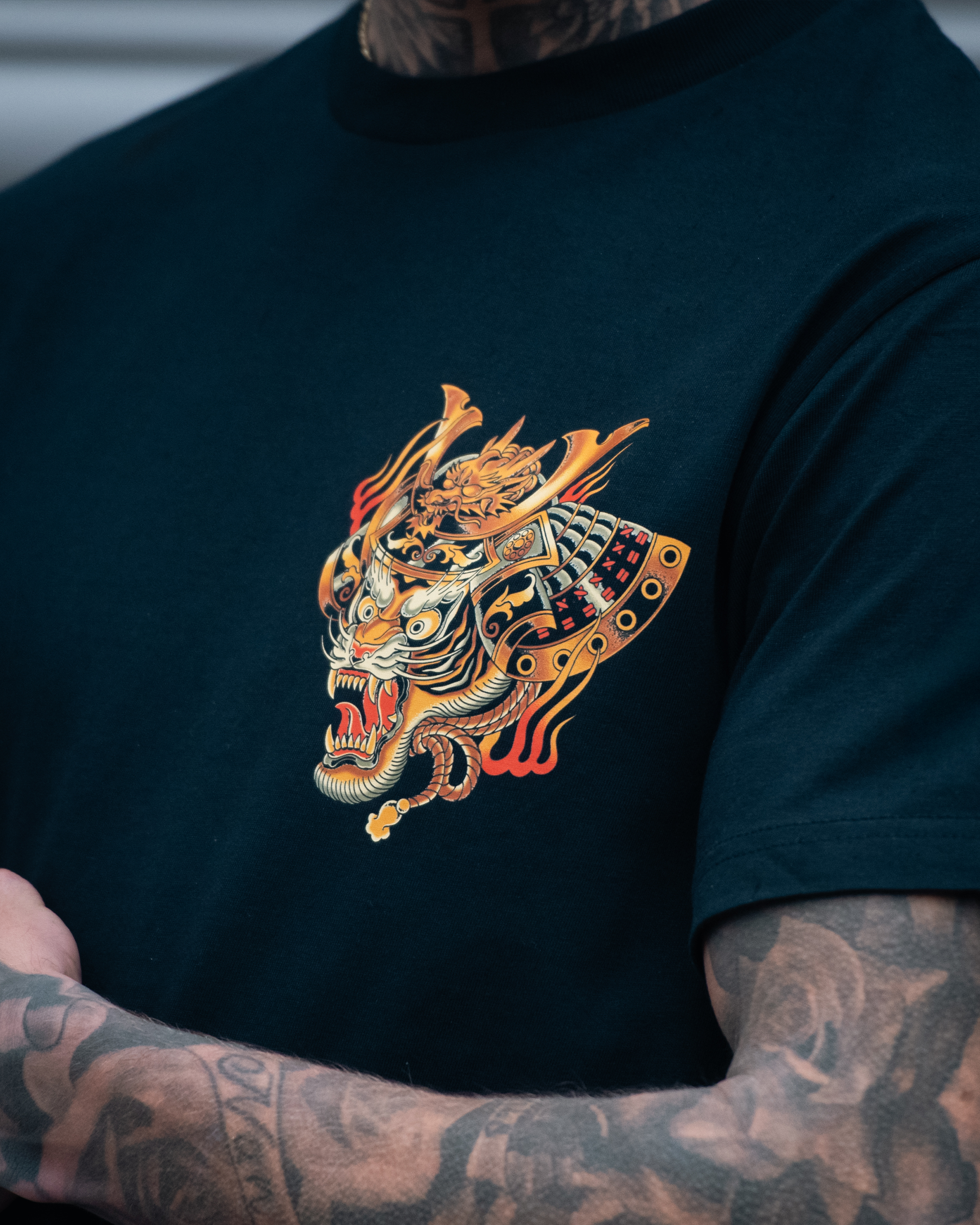 THE WAR MASK - NAVY T-SHIRT-4