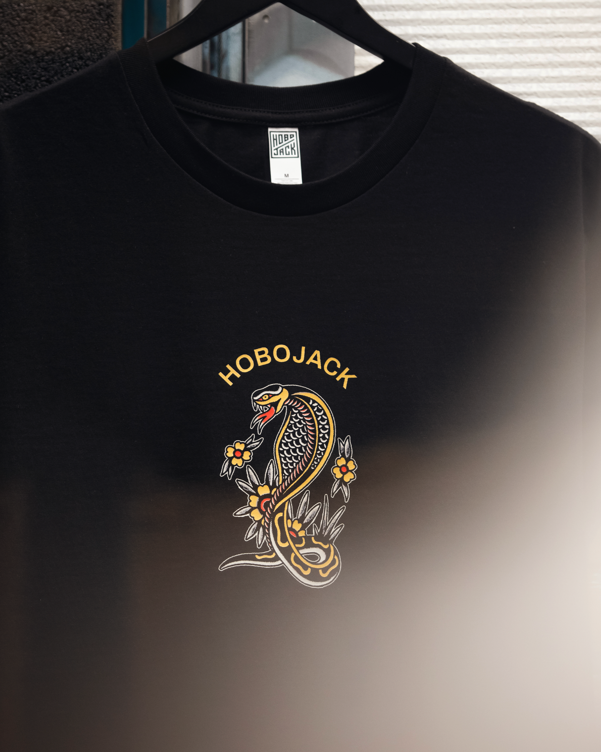 TRAD COBRA - BLACK T-SHIRT