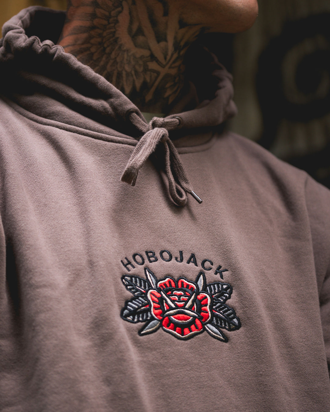 EMBROIDERED ROSE LOGO - HEAVY HOODIE - BROWN