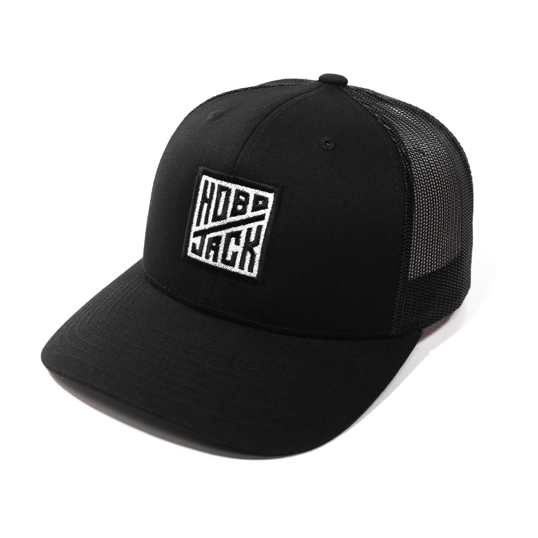 EMBLEM TRUCKER CAP DELUXE - BLACK